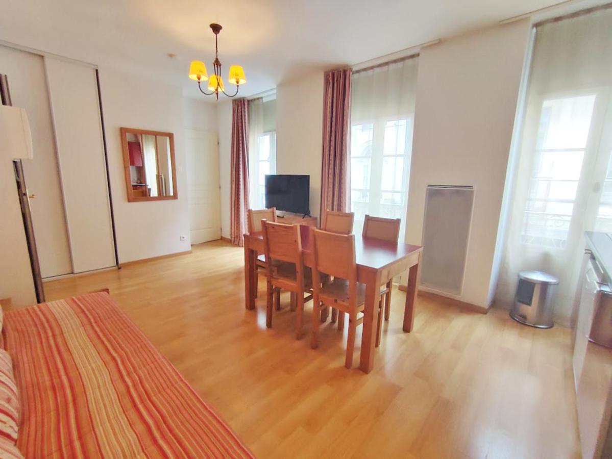 Ostal, T3, Centre Luchon, Wifi, Casier A Skis, Ascenseur, 6 Personnes Bagnères-de-Luchon Exteriör bild
